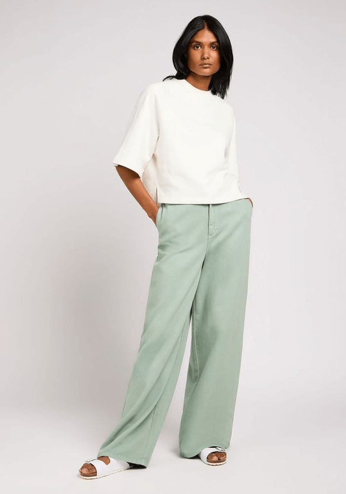 Polerón Cropped Raglan Sweatshirt Ecru