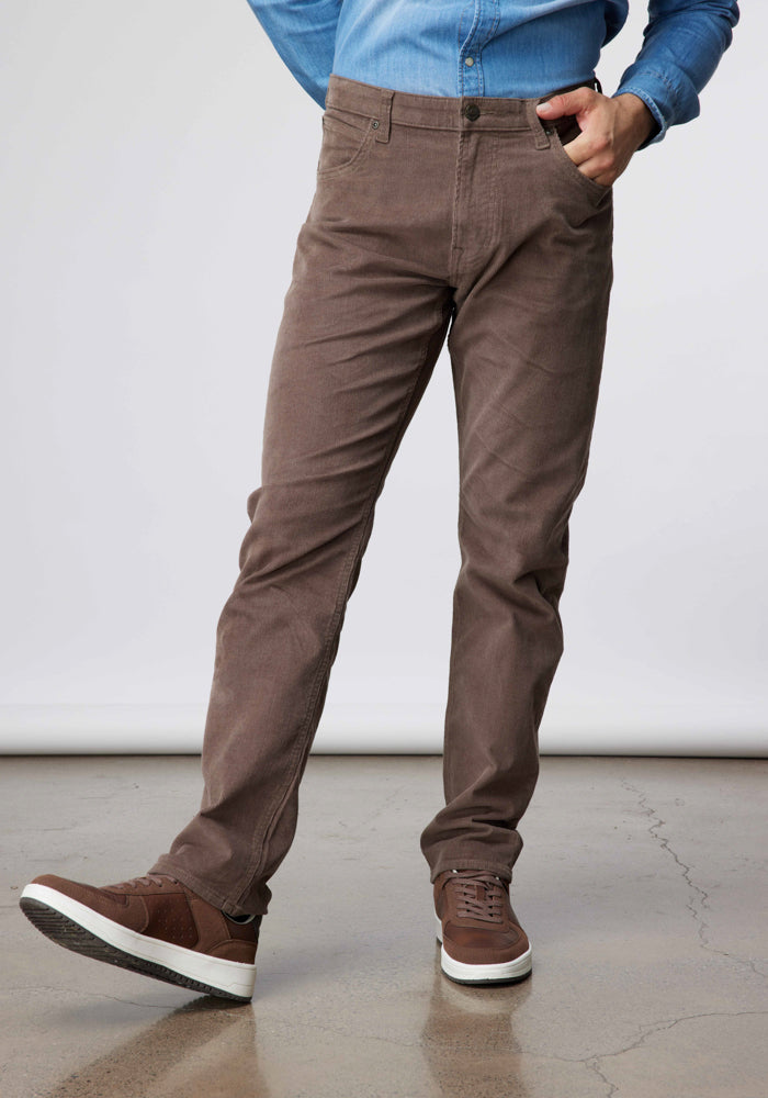 Pantalón Hombre Daren Regular Straight Fit Cotelé Vintage Brown