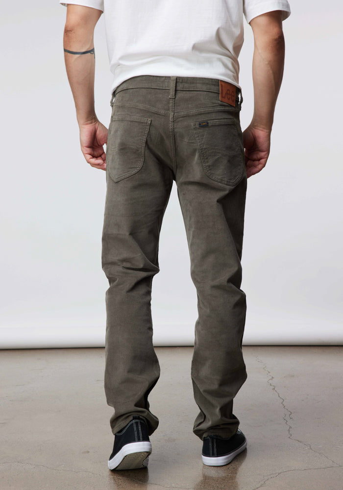 Pantalón Hombre Daren Regular Straight Fit Cotelé Dusty Olive