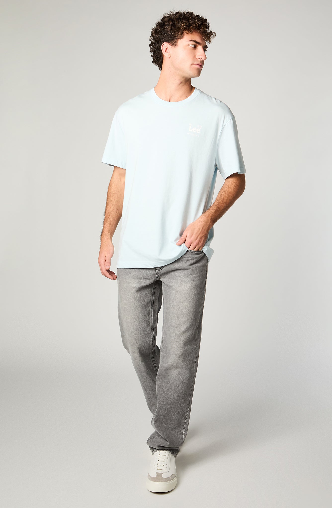 Polera Hombre Lee Basics Celeste