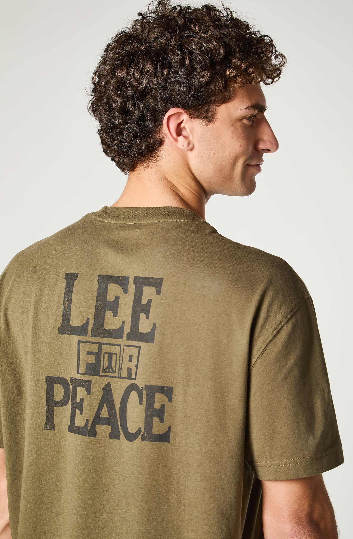 Polera Hombre Lee x Peace