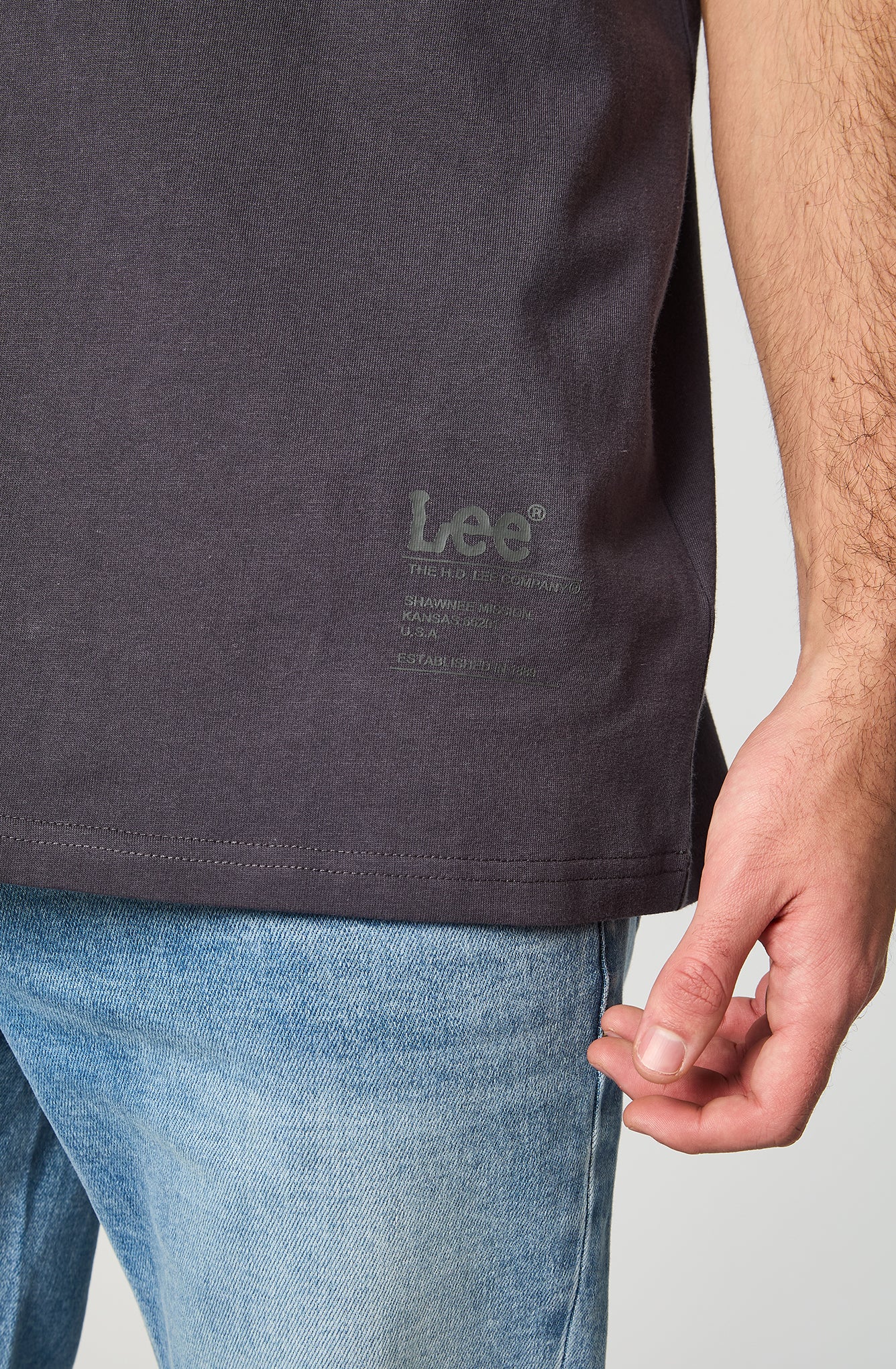 Polera Hombre Lee Basics Black