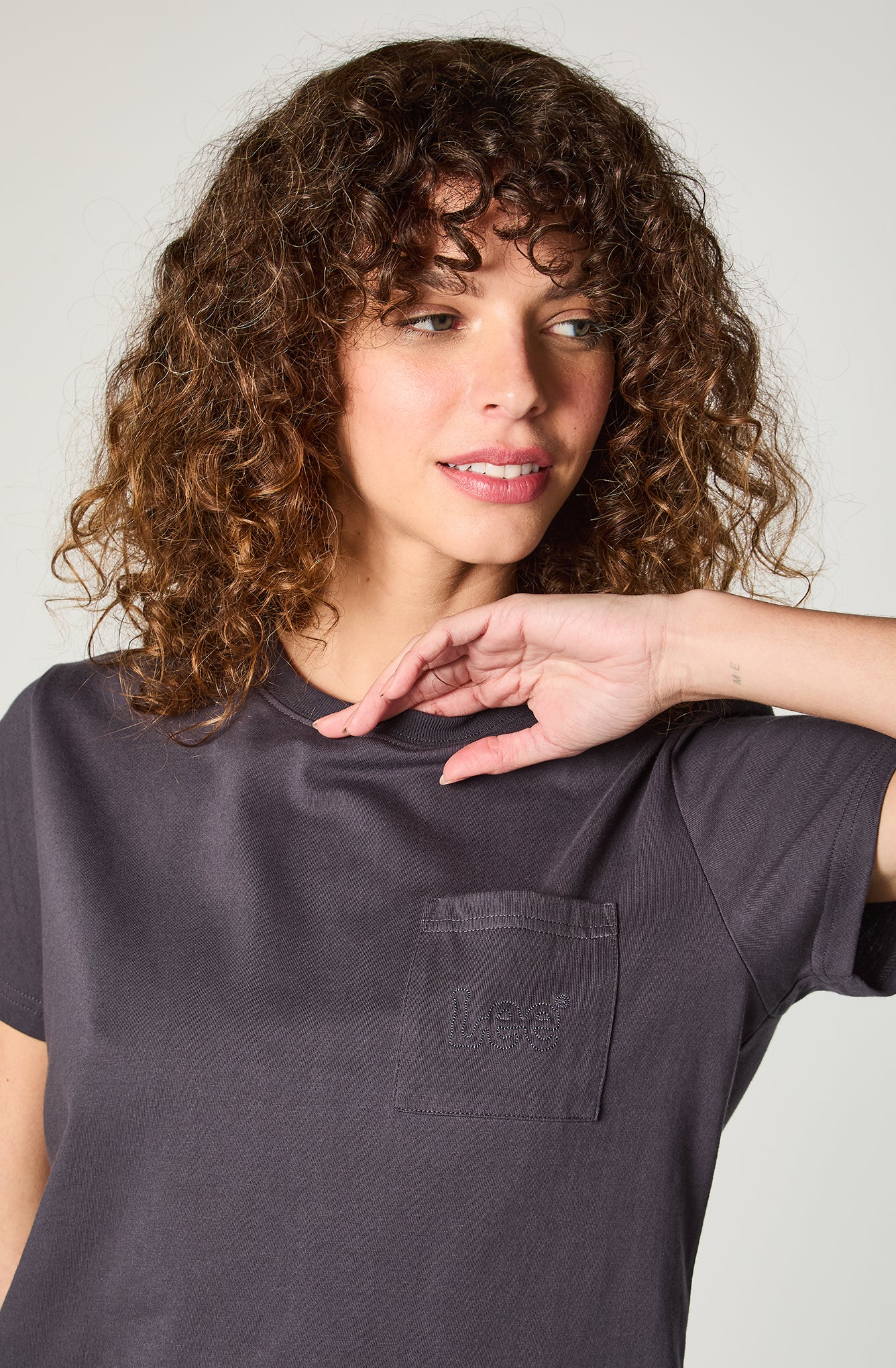 Polera Mujer One Pocket Embroidery