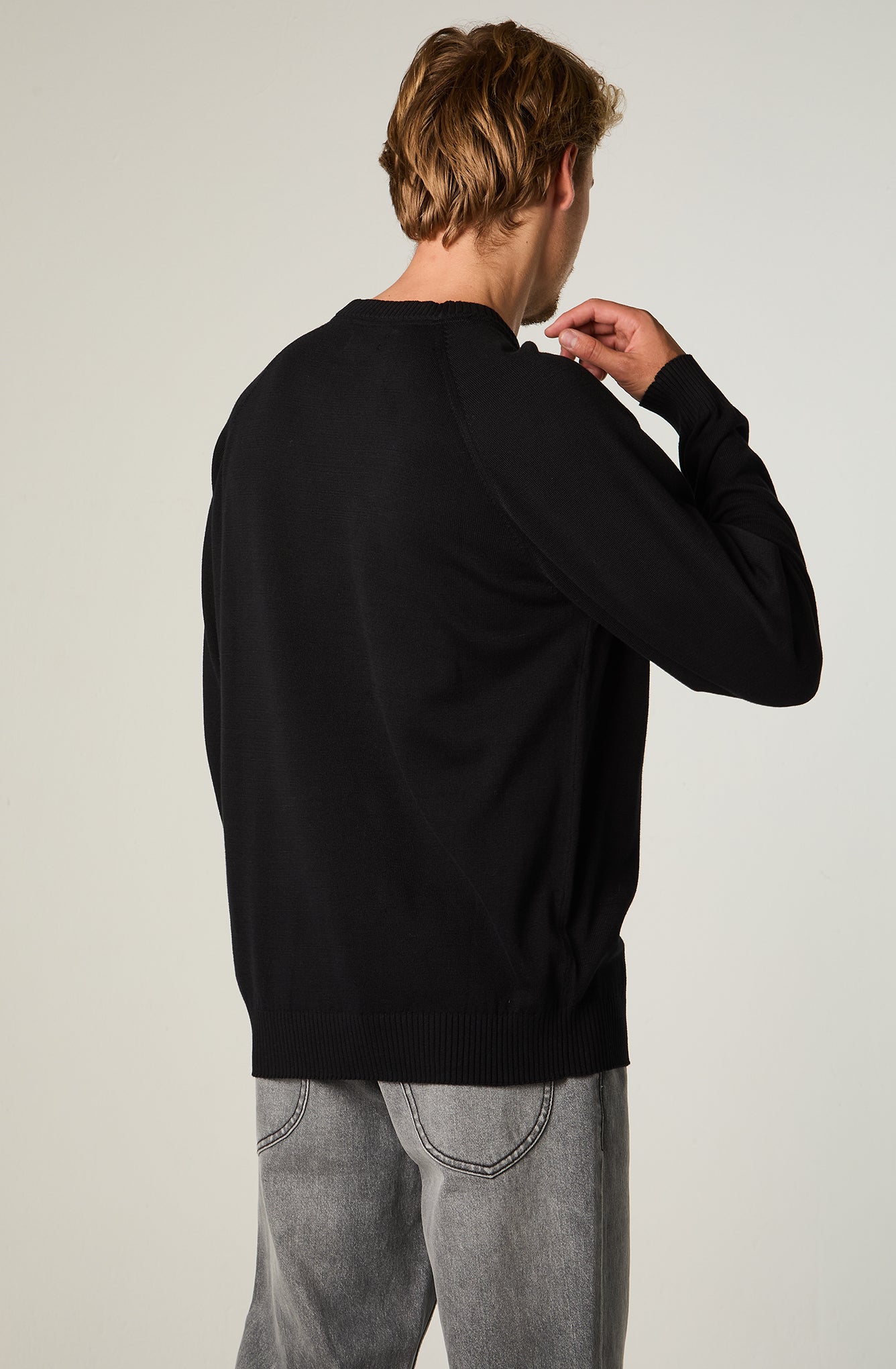 Sweater Hombre Regular Negro