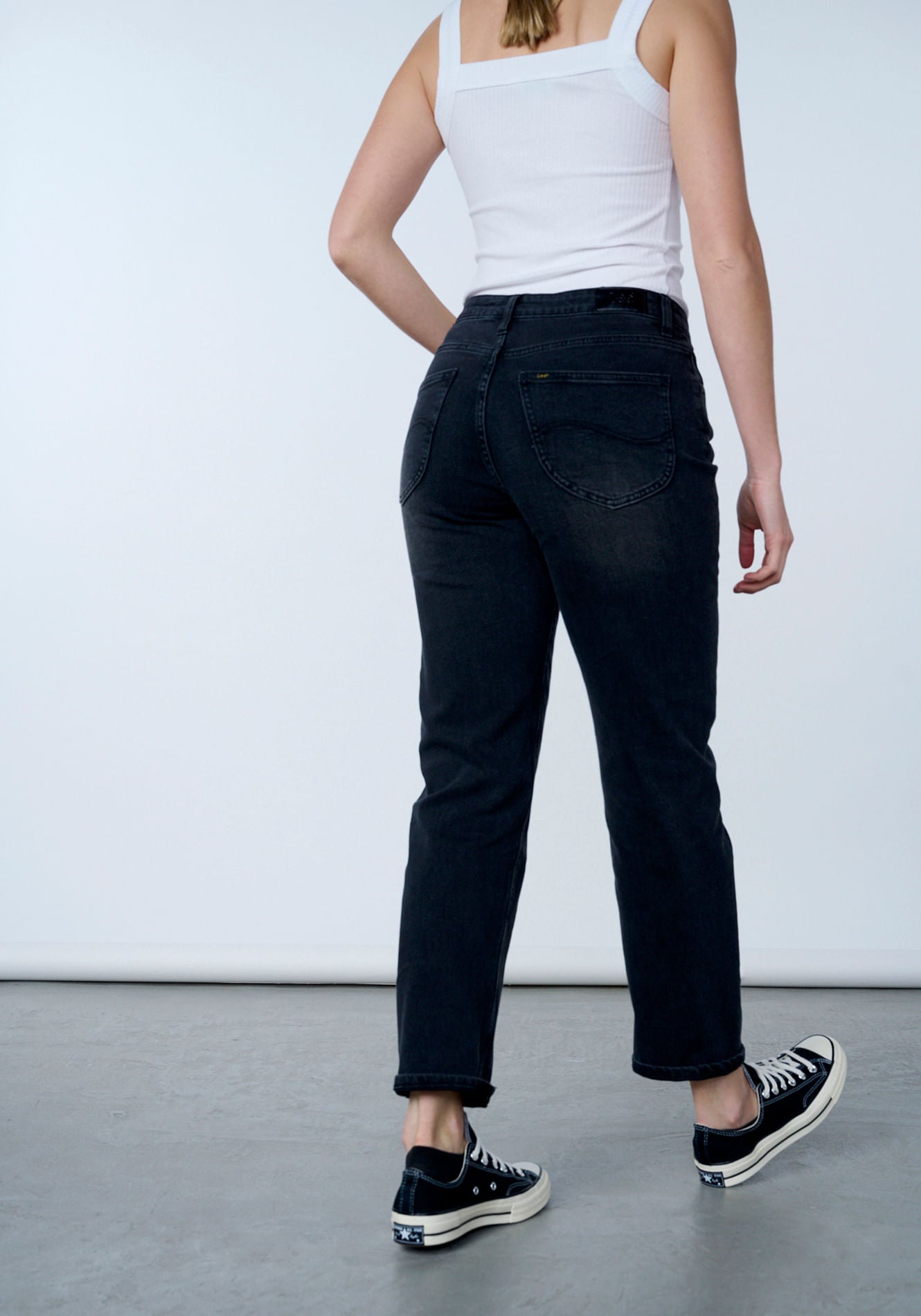 Jeans Tiro Alto Carol Regular Straight Fit Black