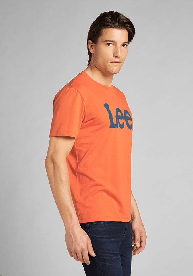 Polera Hombre Wobbly Logo Tee Burnt Ochre