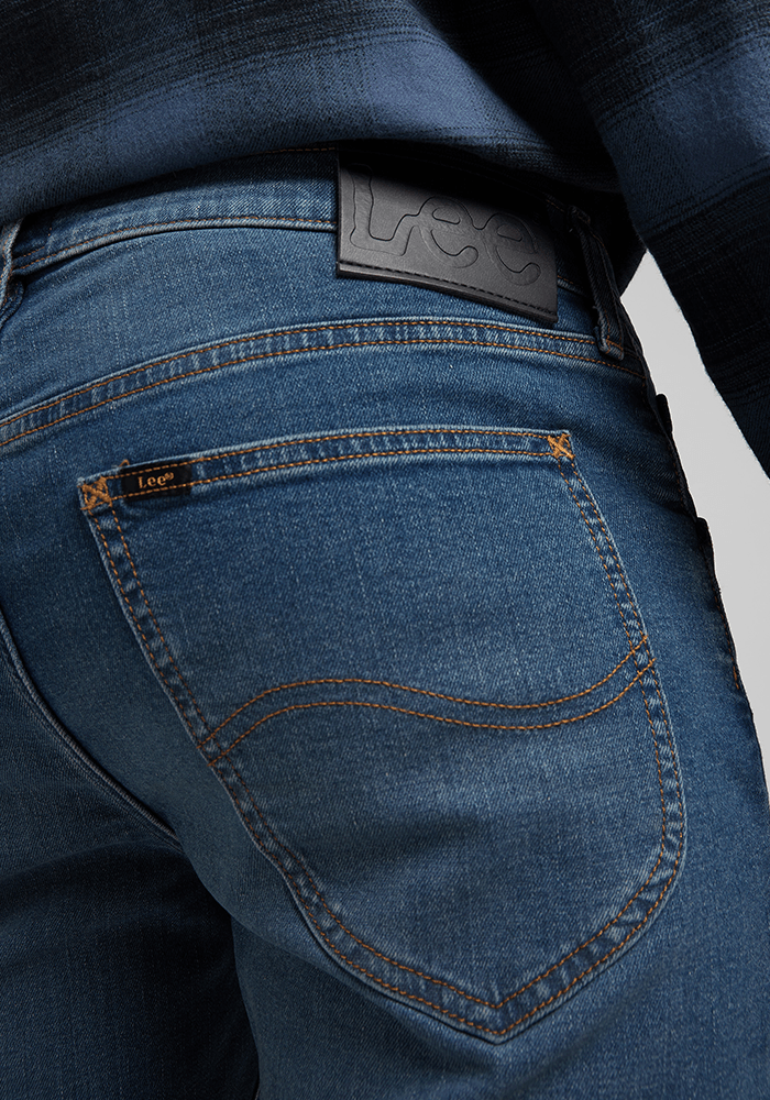 Jeans Hombre Daren Regular Fit Mid Worn Tinted