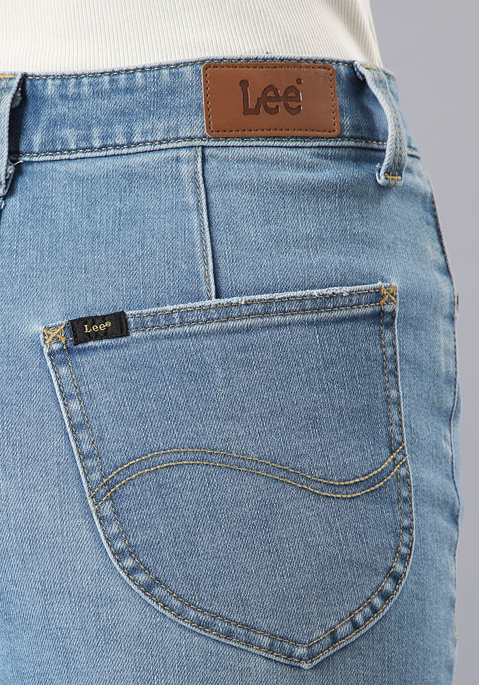 Jeans Mujer Tiro Alto Stella A Line Relaxed Fit Light Blue