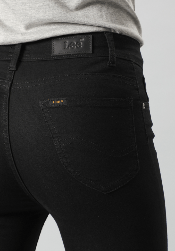 Jeans Mujer Scarlett Skinny Fit Black Wash