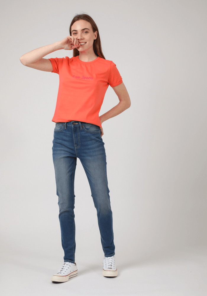 Polera Mujer Logo Vintage Tee Aurora Red