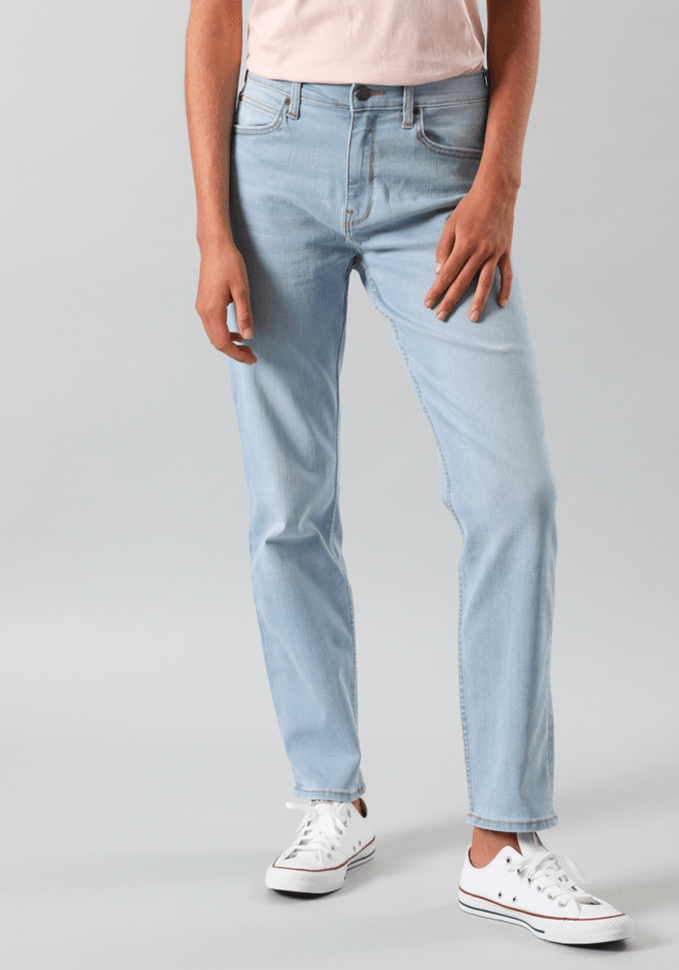 Jeans Mujer Tiro Alto Carol Straight Fit Mid Brody