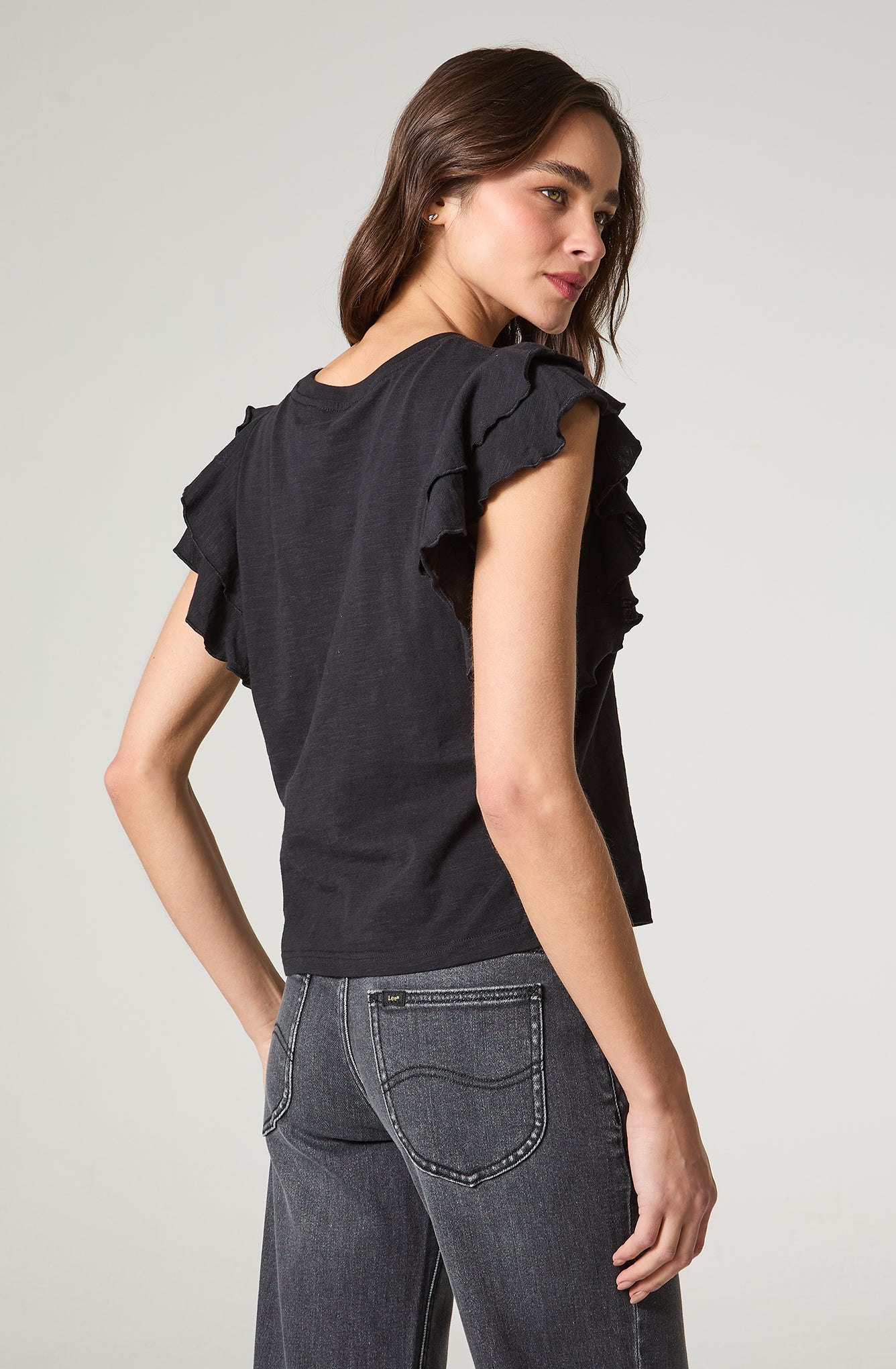 Polera Mujer Con Vuelos Regular Fit Negro