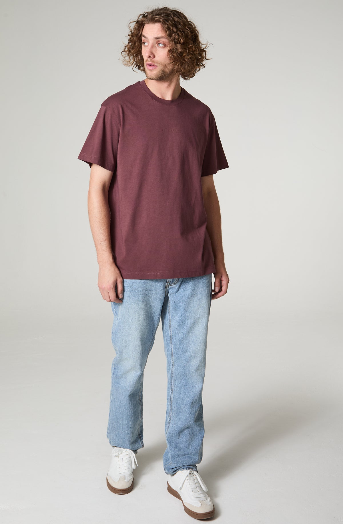 Polera Hombre Manga Corta Regular Fit Palo Rosa