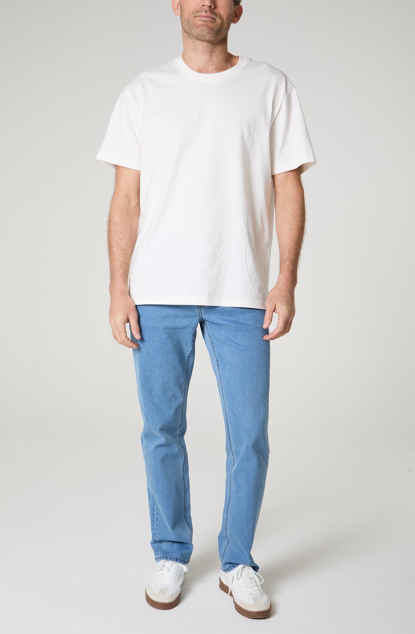 Jeans Hombre 5 Bolsillos Regular Straight Fit