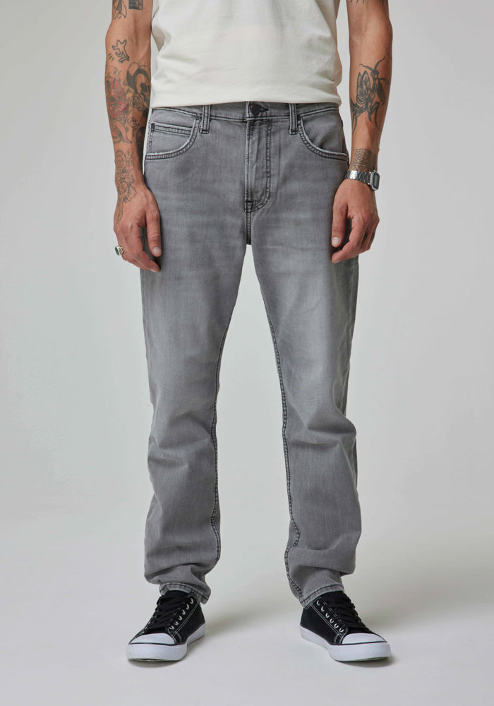 Jeans Hombre Austin Regular Tapered Fit Mid Worn Walker
