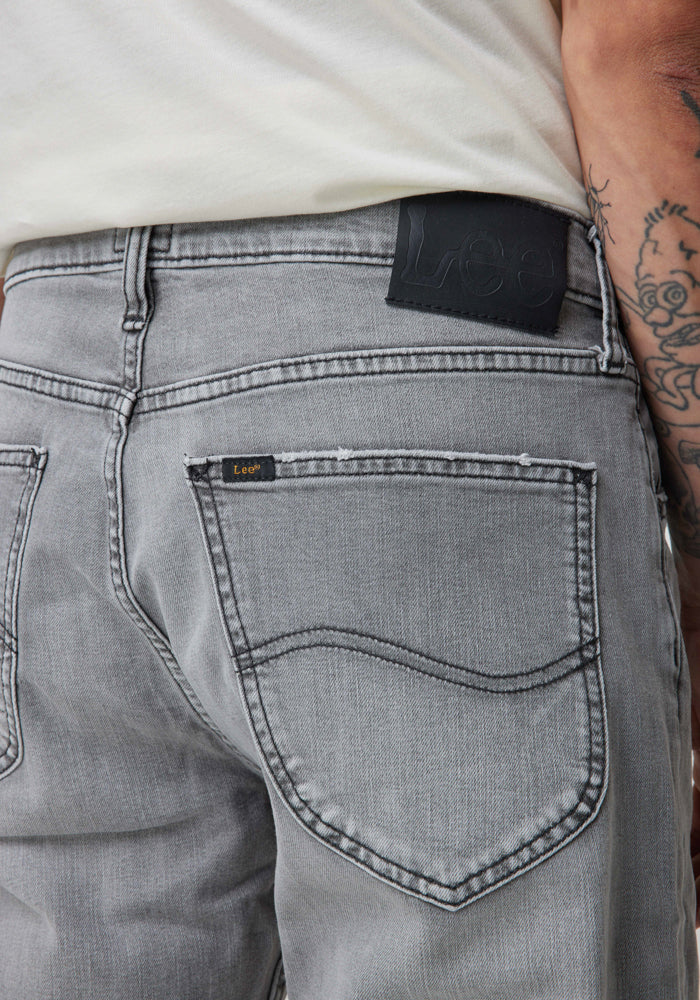 Jeans Hombre Austin Regular Tapered Fit Mid Worn Walker