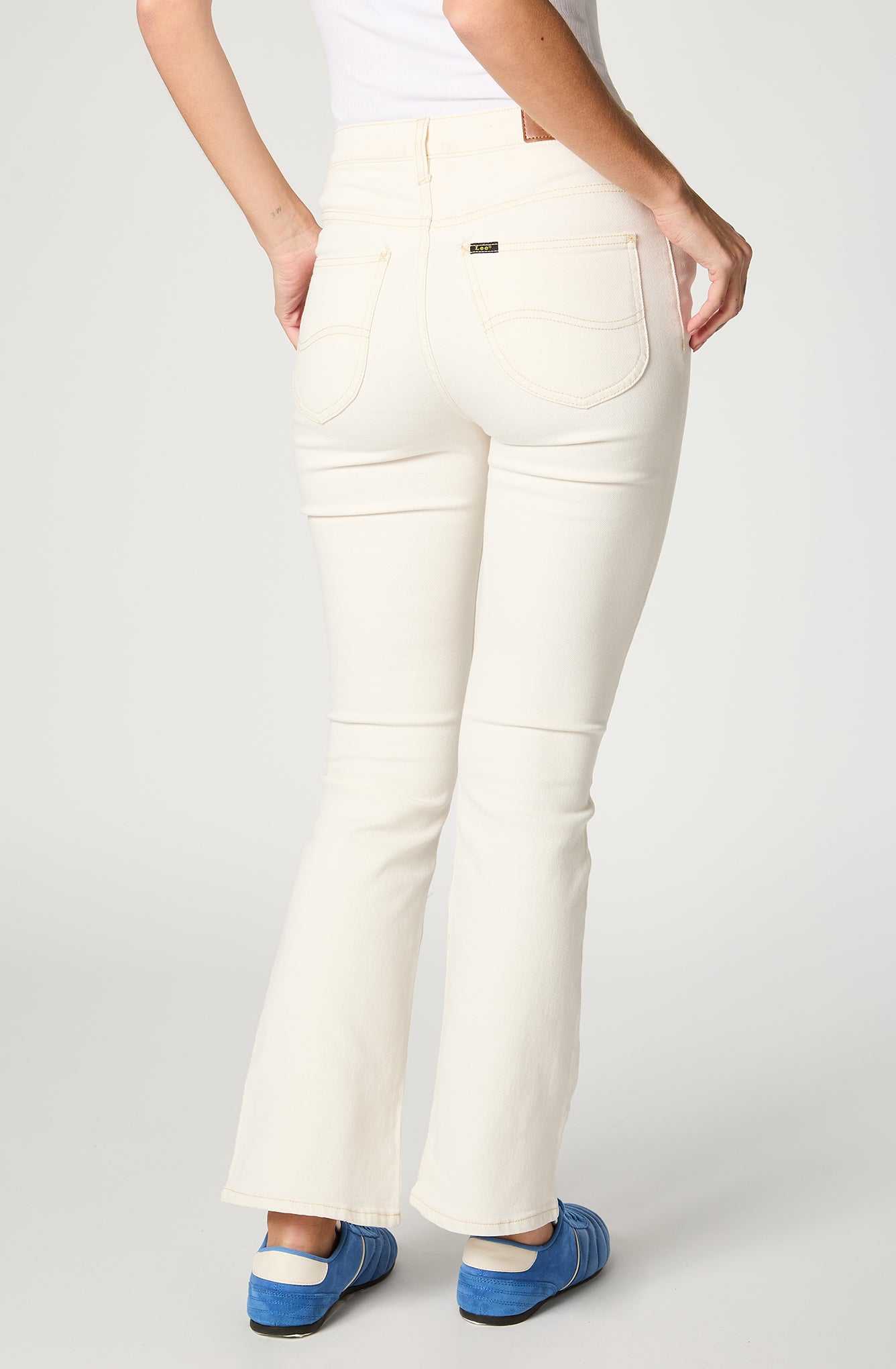 Jeans Tiro Alto Breese Flare Fit Blanco