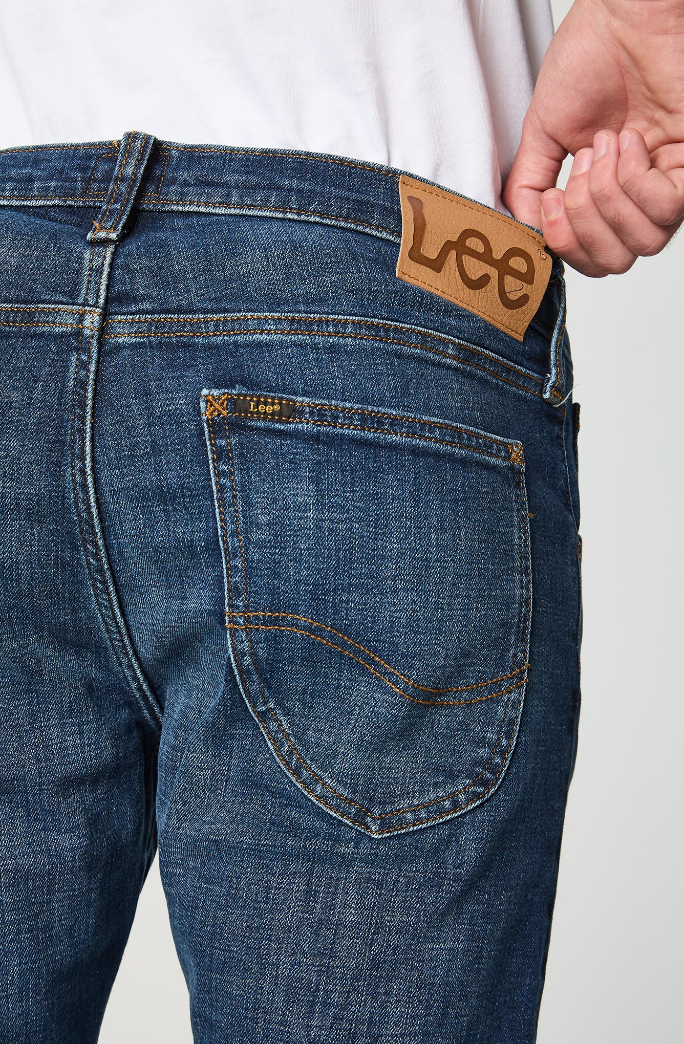 Jeans Hombre Luke Slim Tapered Fit Dark Washed
