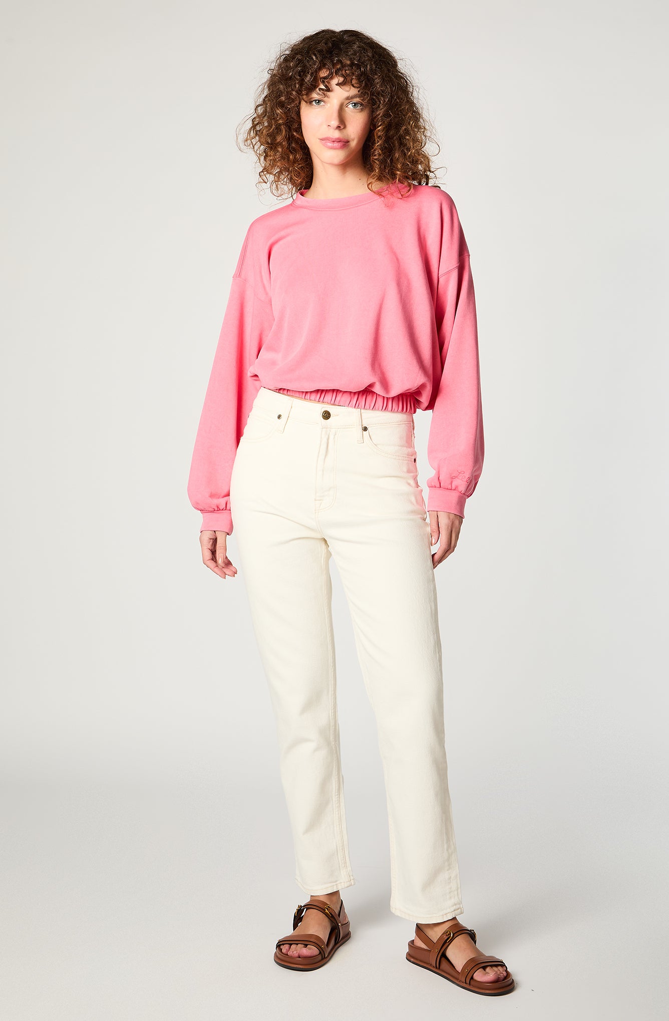 Jeans Tiro Alto Carol Regular Straight Fit Concrete White