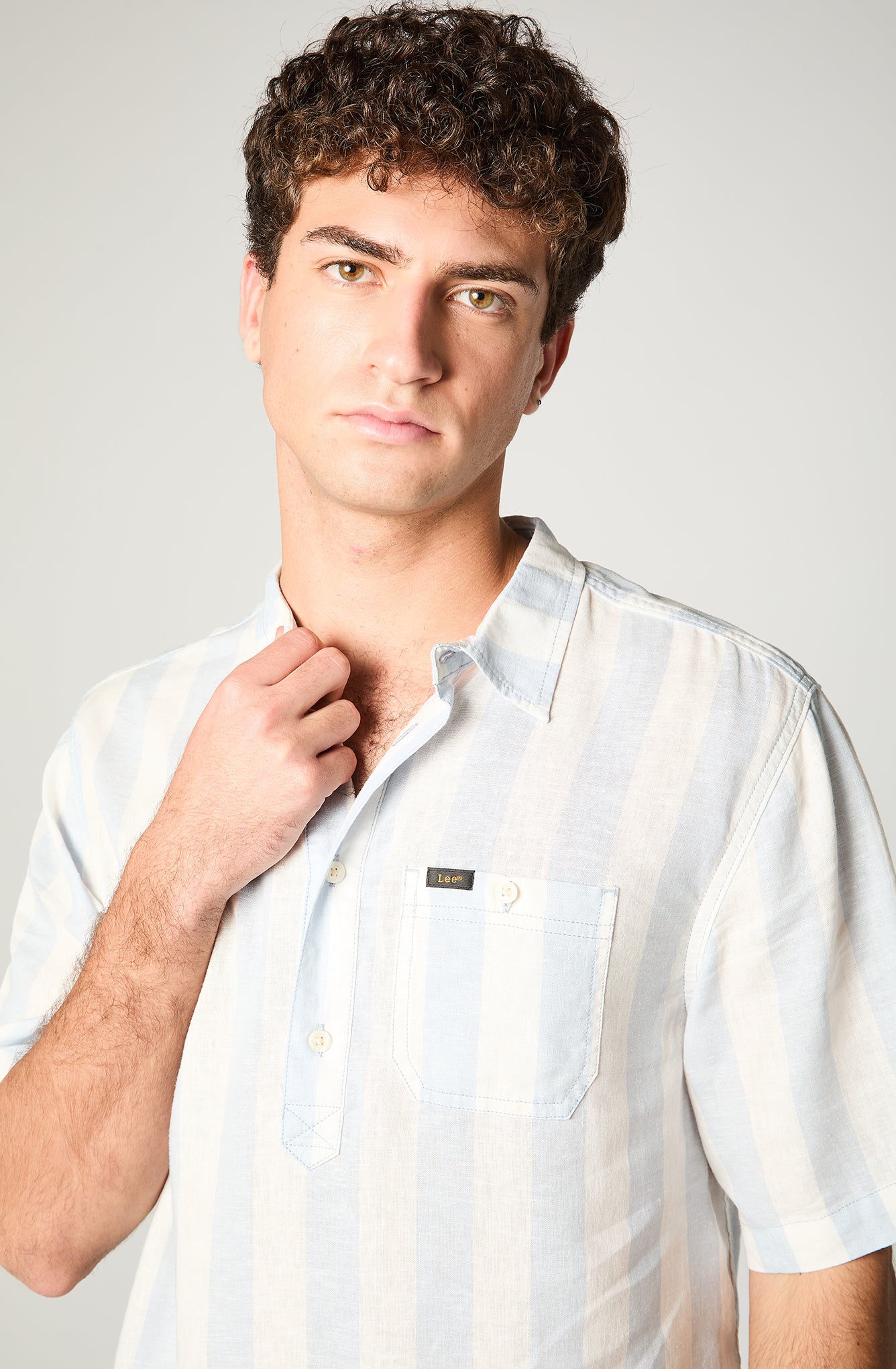 Camisa Hombre Stripes Lino Celeste