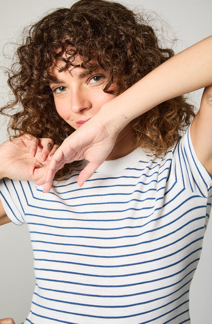 Polera Mujer Cropped Tee White Indigo Stripe