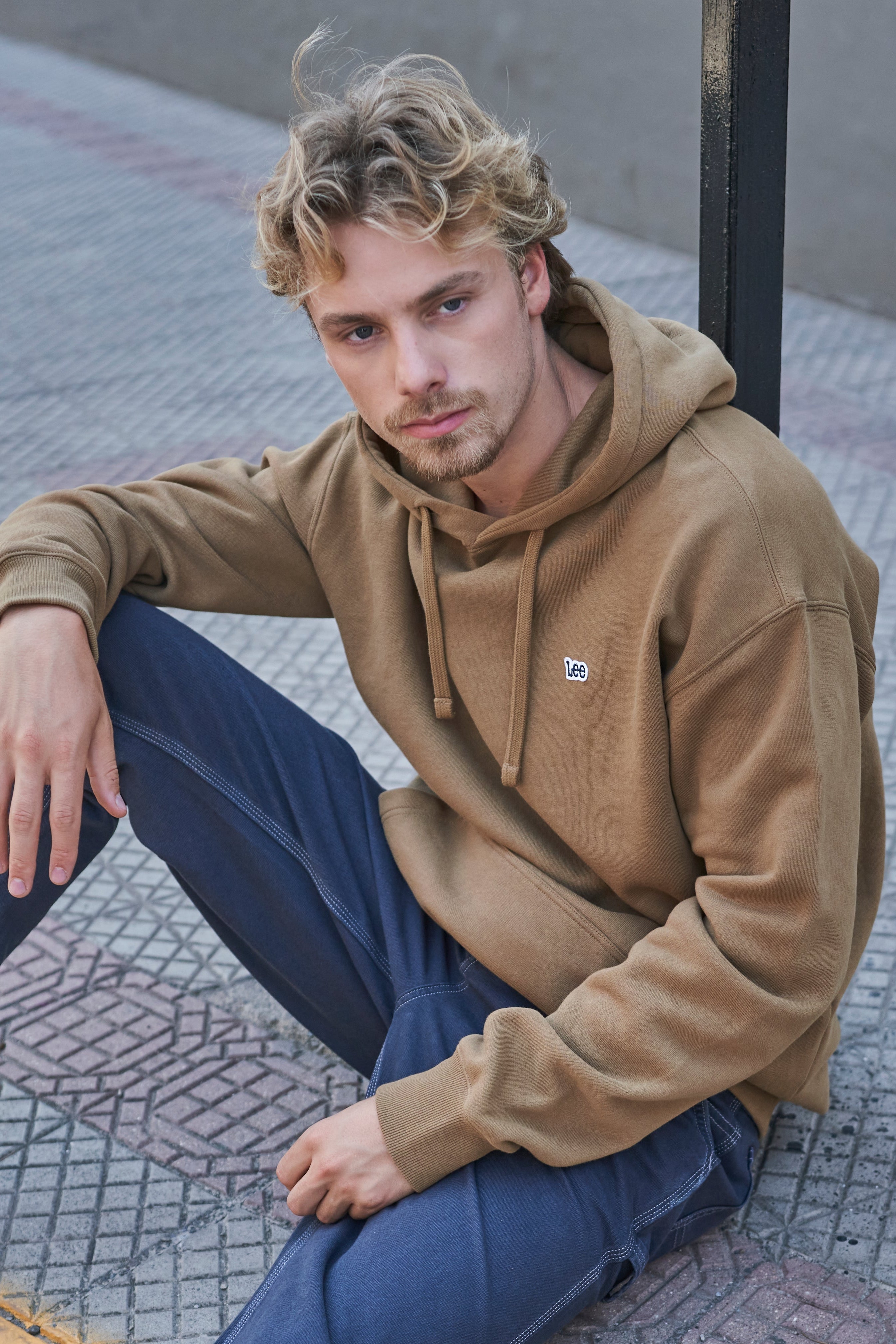 Poleron Hombre Loose Tostado Hoodie