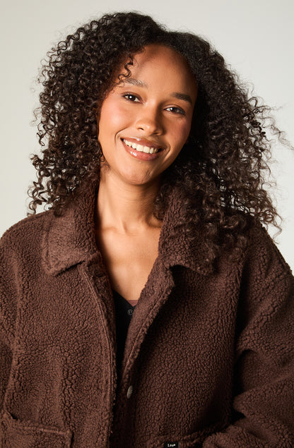 Chaqueta Mujer Crop Chocolate Sherpa
