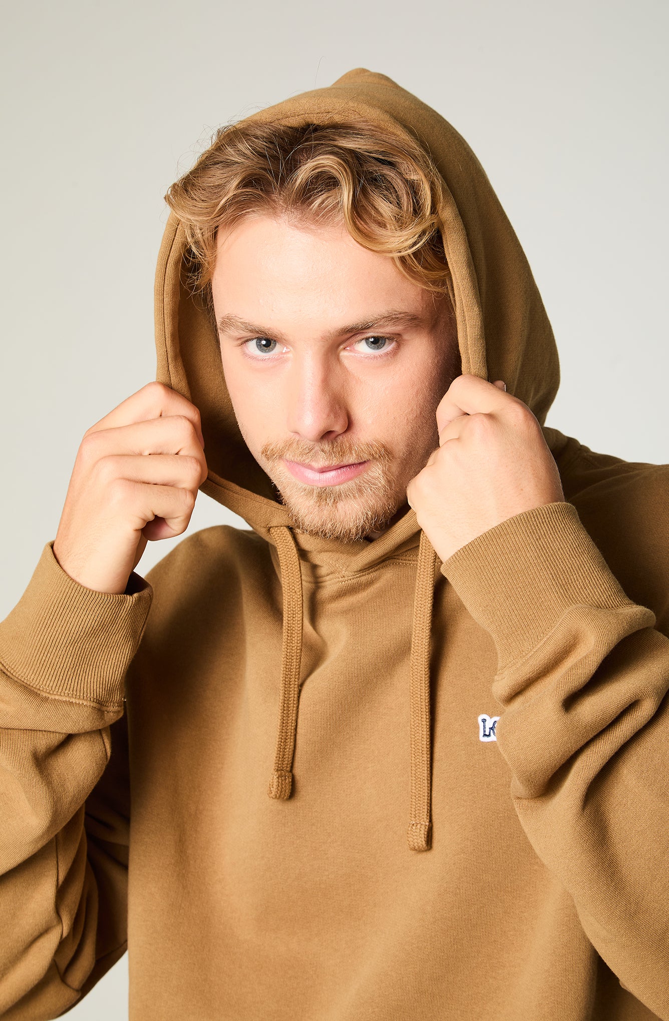 Poleron Hombre Loose Tostado Hoodie