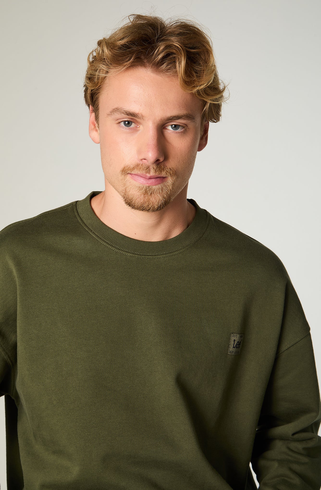 Poleron Hombre Regular Verde Militar Label