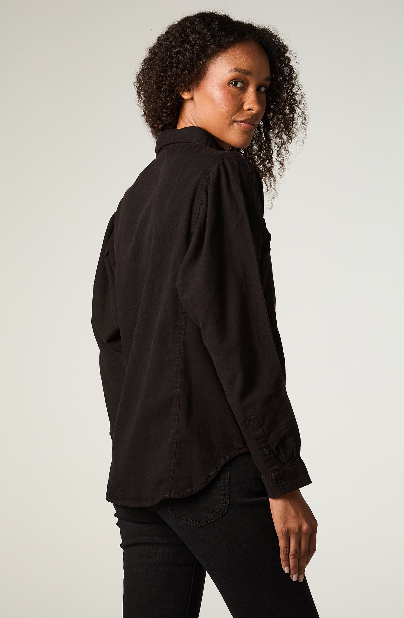 Blusa Mujer Volume Sleeve Shirt Black Yonder