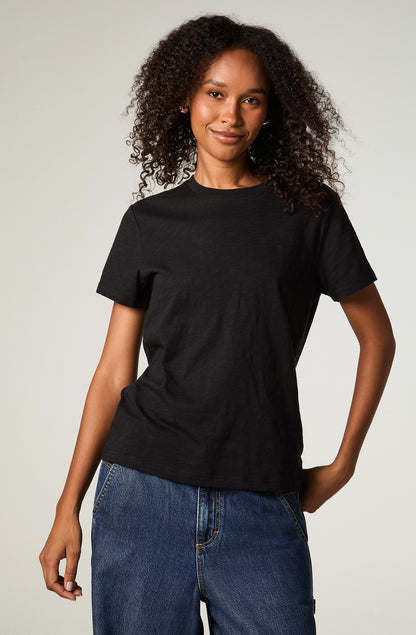 Polera Mc Mujer Regular Negro Pocket Tee