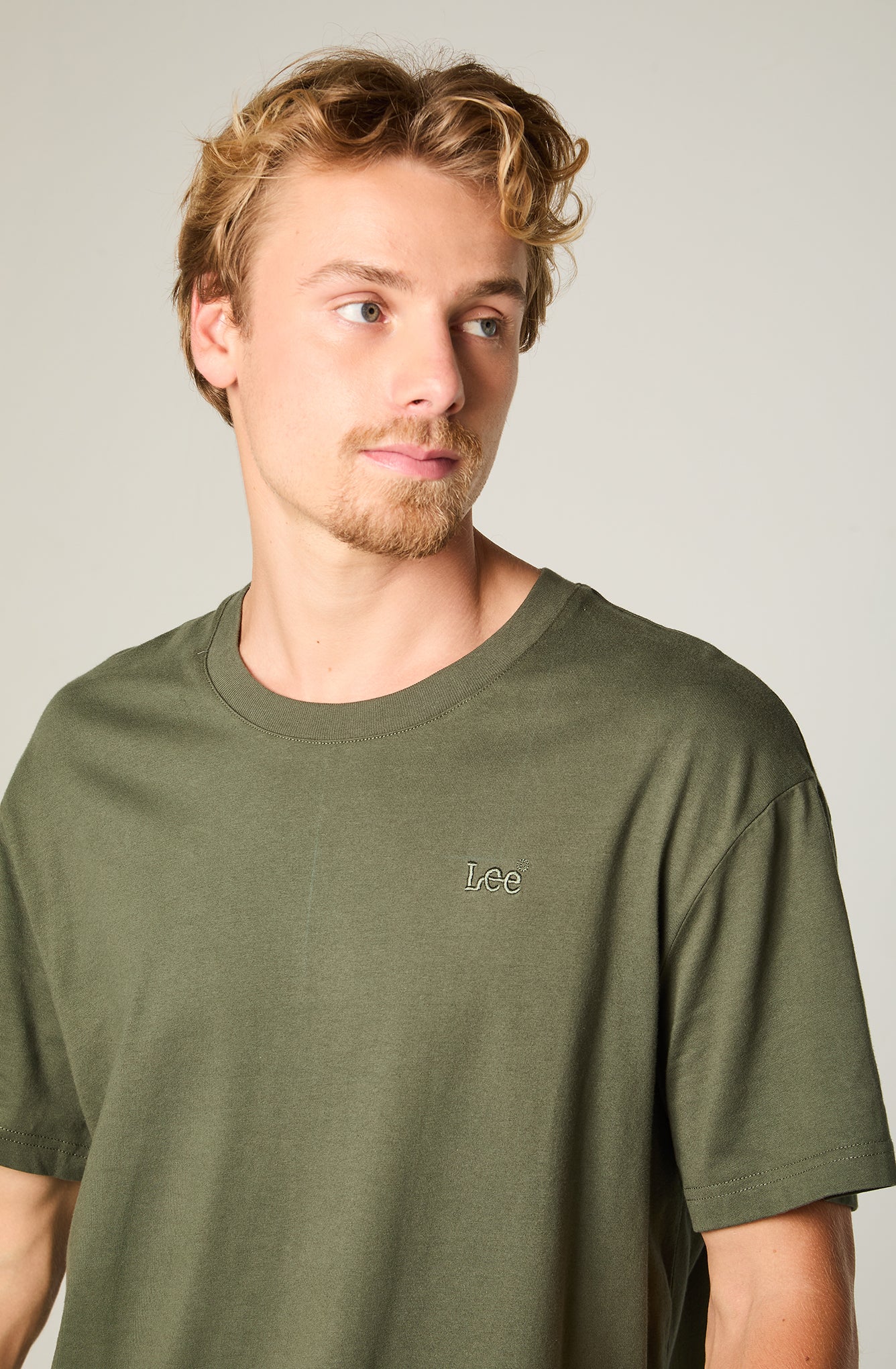 Polera Mc Hombre Regular Verde Bordado