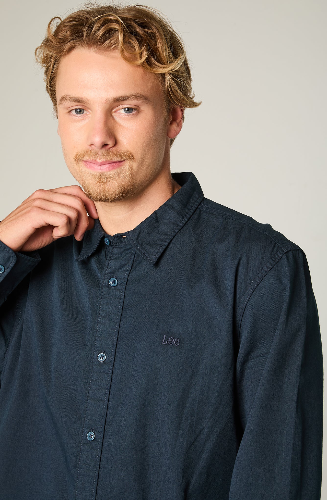 Camisa ML Hombre Regular Azul Bordado