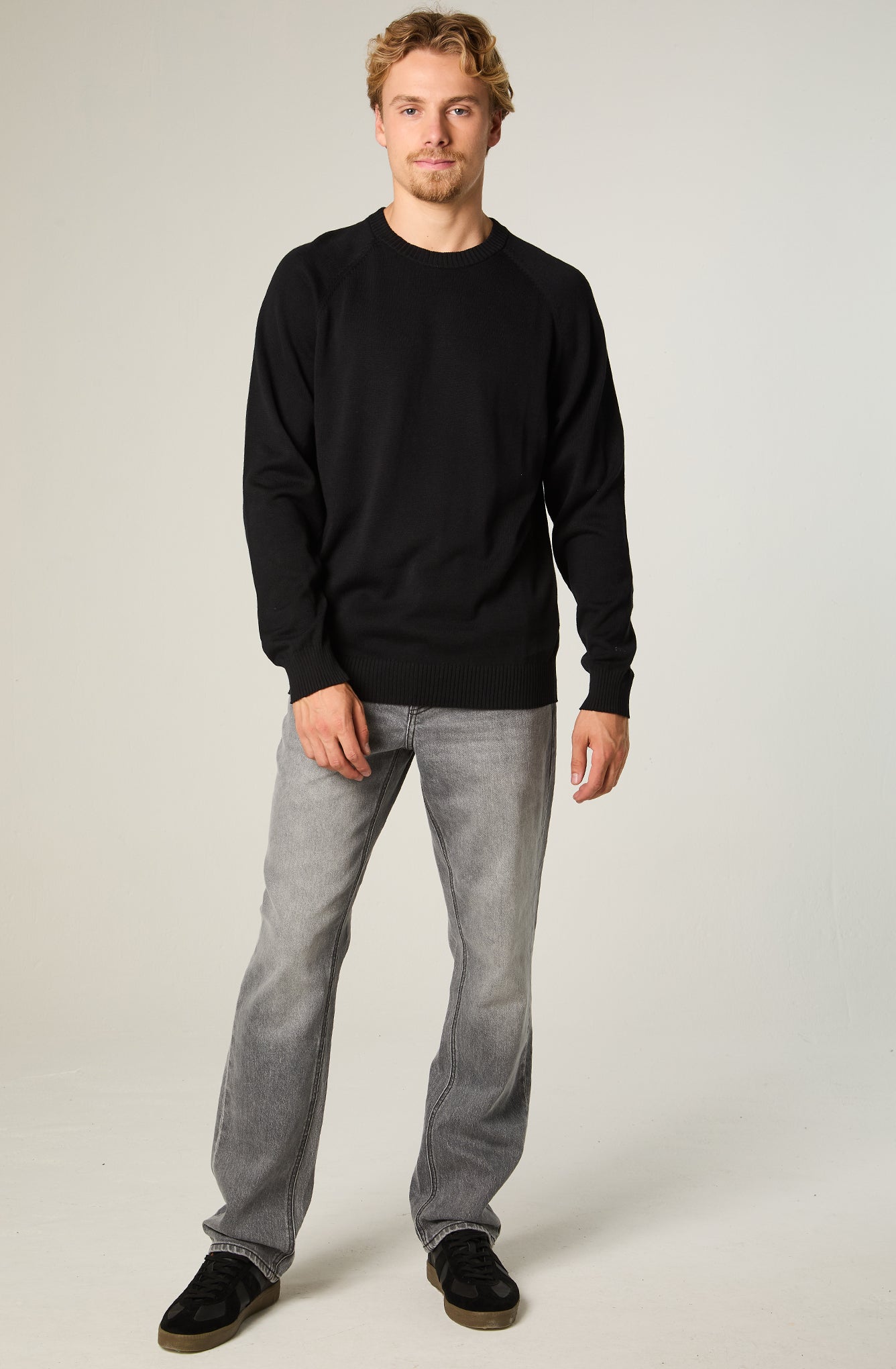 Sweater Hombre Regular Negro