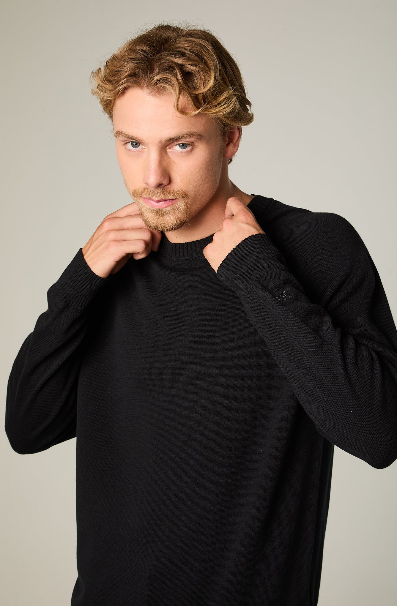 Sweater Hombre Regular Negro