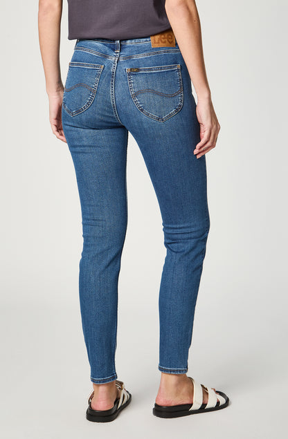 Jeans Tiro Alto Scarlett High Skinny Fit Mid Copan