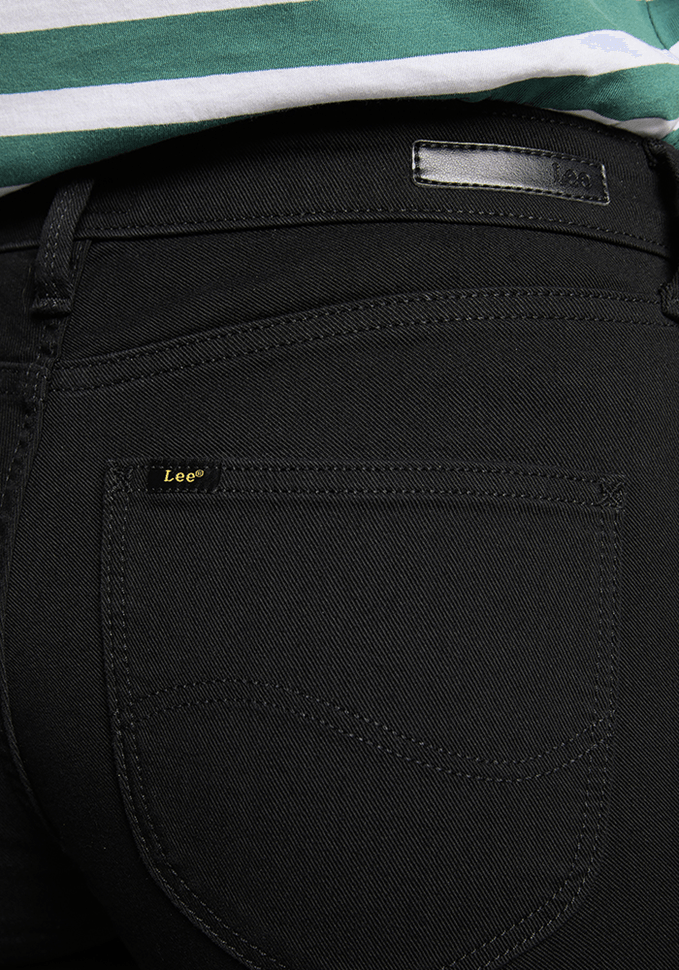Jeans Mujer Marion Straight Fit Black Rinse