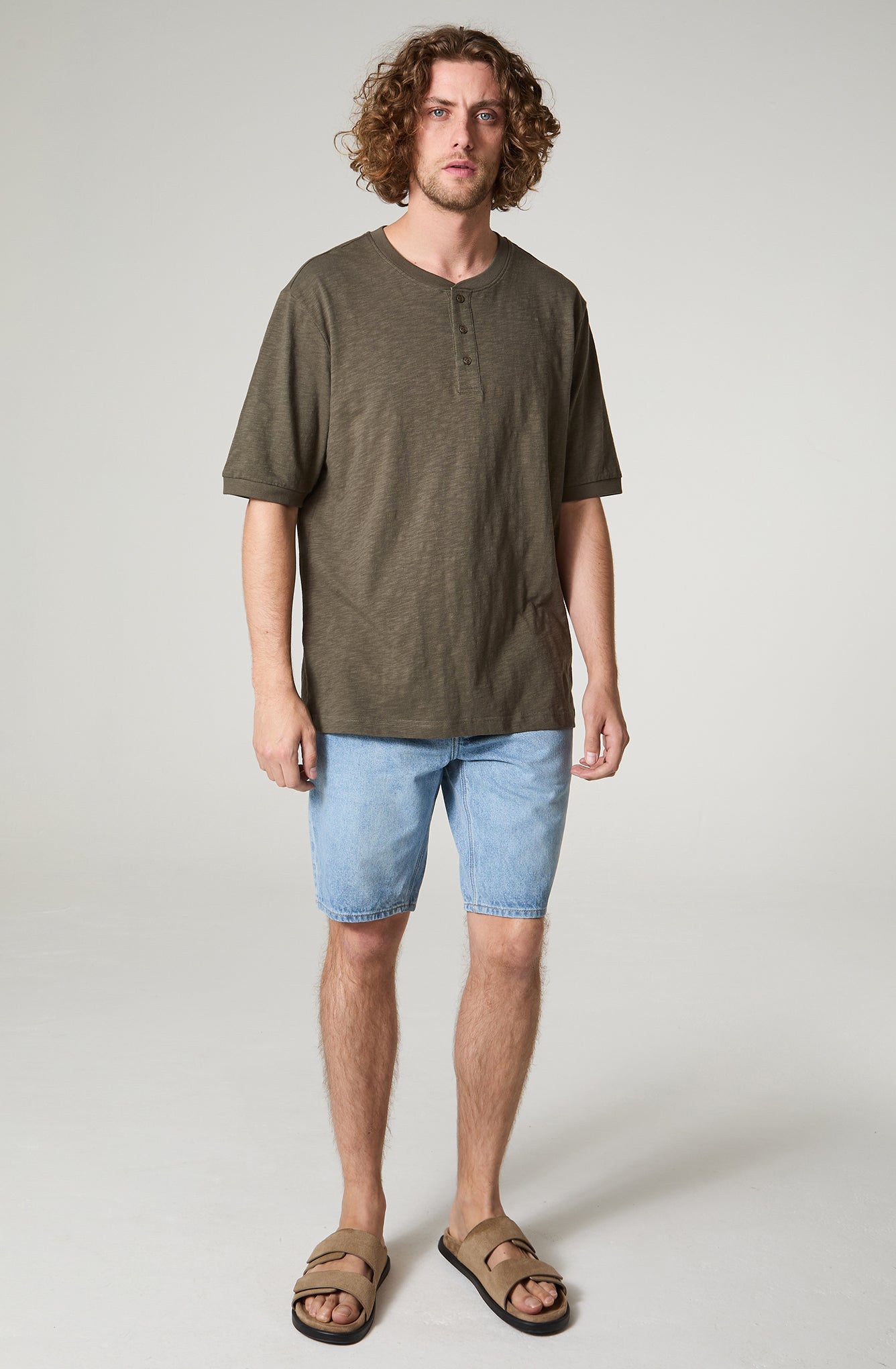 Polera Hombre Henley Regular Fit Verde