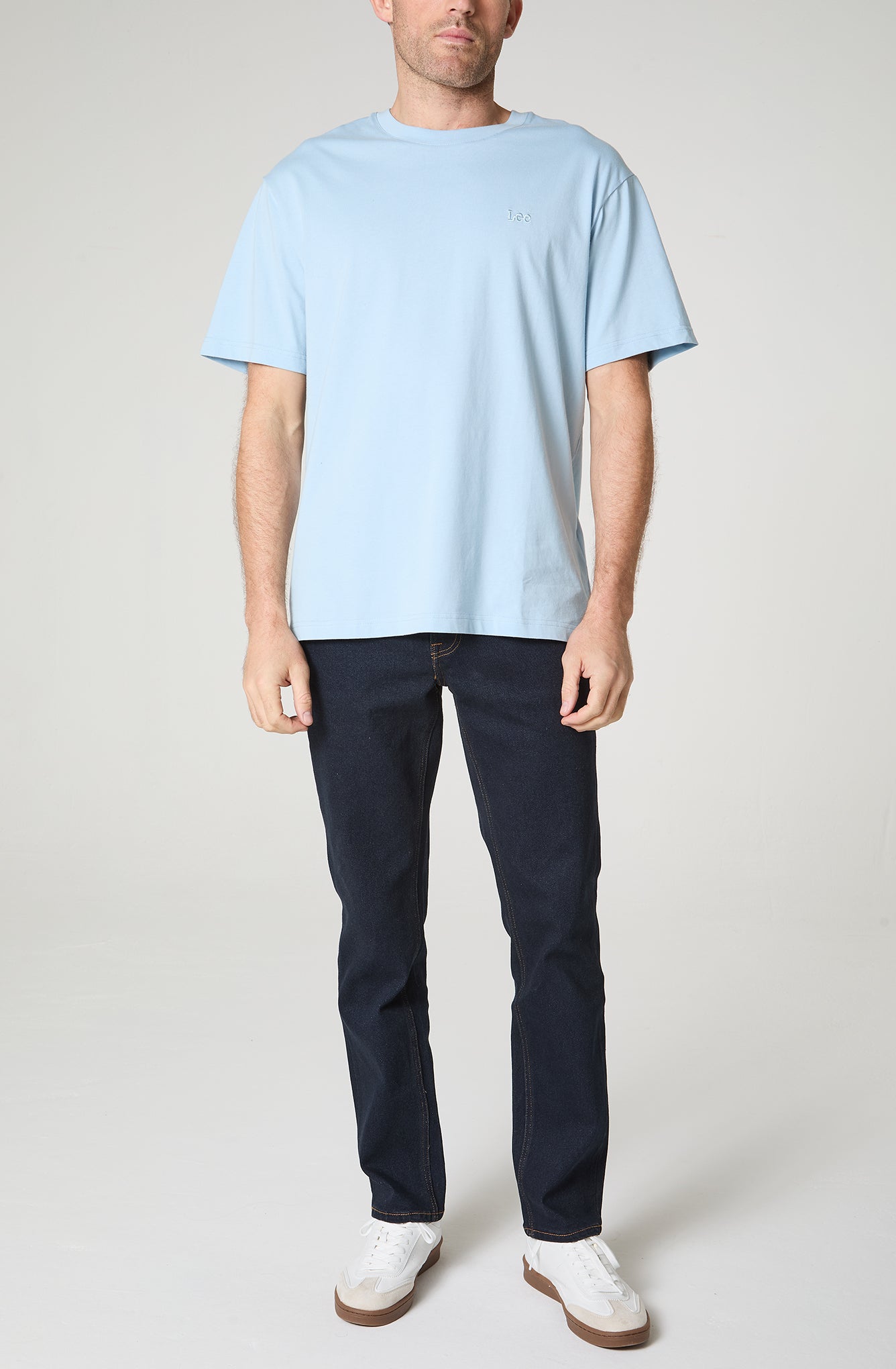 Jeans Hombre 5 Bolsillos Regular Straight Fit