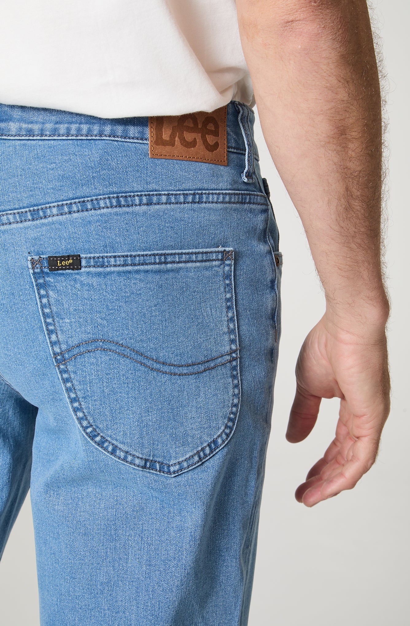 Jeans Hombre 5 Bolsillos Regular Straight Fit