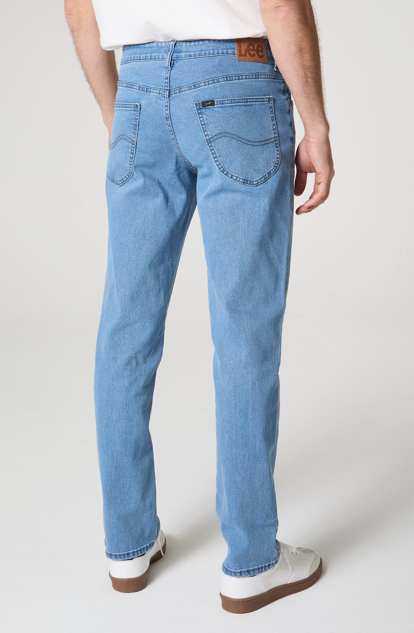 Jeans Hombre 5 Bolsillos Regular Straight Fit