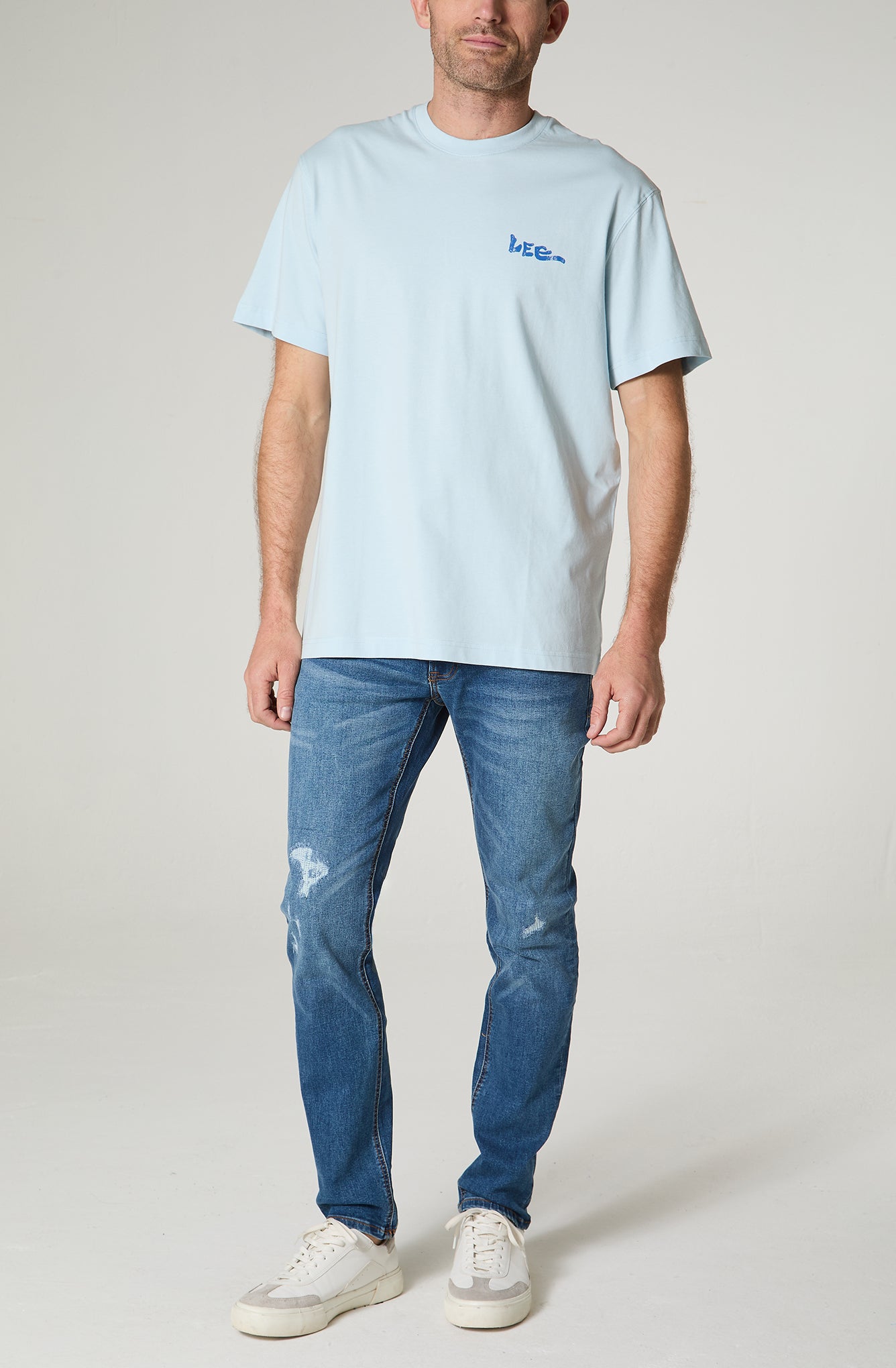 Polera Hombre Patch Regular Fit Celeste