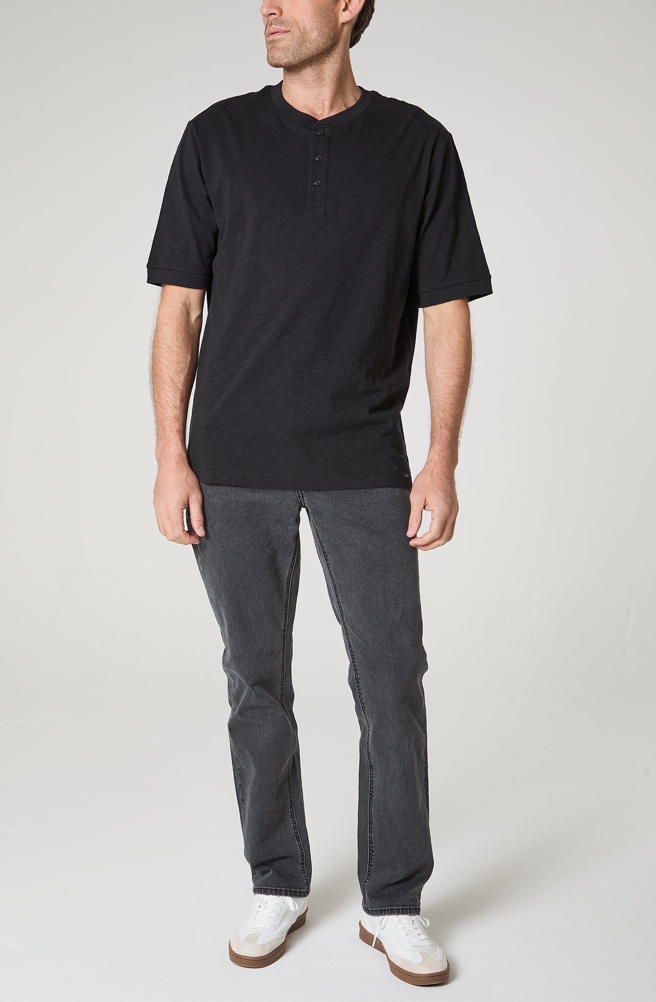 Jeans Hombre 5 Bolsillos Regular Straight Fit